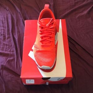 Nike air max Tavas SE size 11